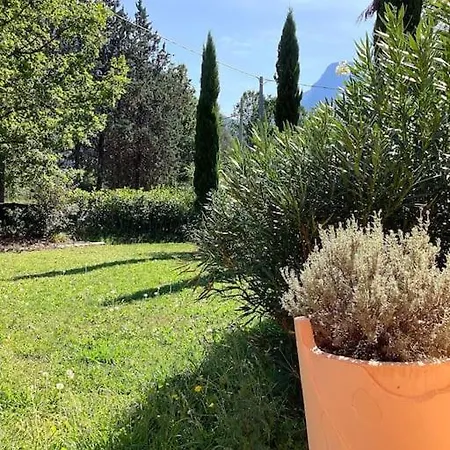 Villa Del Sole, 6 Pax+ With Pool Monzone